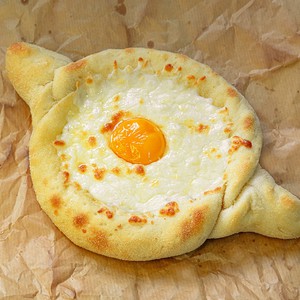 Хачапури по-аджарски